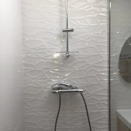 L'océan Pour Voisin, 5 à 6 Personnes, 3 étoiles 3 épis Dans Maison Avec Terrasse De 34m Carrés Du Métro à 1500 M Agréé Ancv *