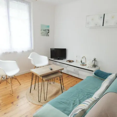 L'ocean Pour Voisin, 3 Etoiles Pour 5 A 6 Pers, Dans Maison, Terrasse 34metres Carres A 1500 M