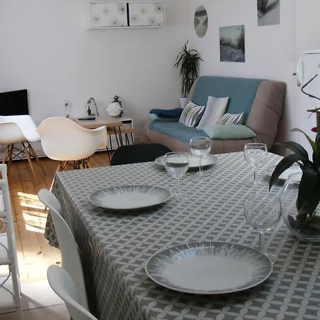 Prázdninový dům L'ocean Pour Voisin, 3 Etoiles Pour 5 A 6 Pers, Dans Maison, Terrasse 34metres Carres A 1500 M Tarnos